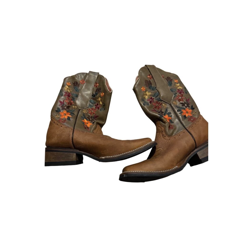 Verthali Cowboy Western Boot Womens Floral Embroidered Size 6.5 Square Toe